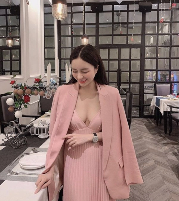 Đã xinh đẹp bạn gái hotgirl của anh chàng thái trong người ấy là ai còn có body hoàn mỹ - 7