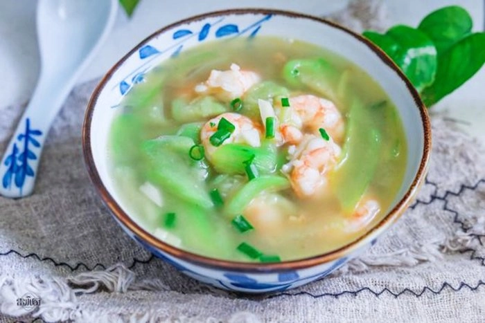 Đầu tôm đừng vứt bỏ đem nấu canh mướp kiểu này 10 người ăn 11 người mê mẩn - 5