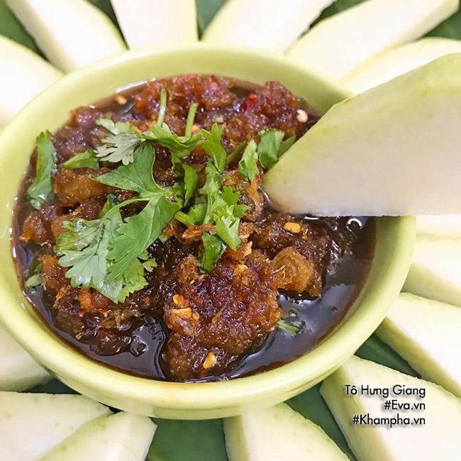 Đây là cách làm sốt mắm ruốc để chấm xoài xanh cóc non mà hàng nghìn chị em săn lùng - 13