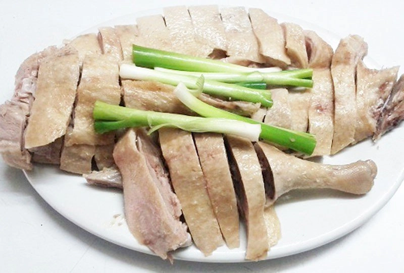 Để khử mùi tanh hôi của thịt vịt khi sơ chế cần loại bỏ thứ này của vịt - 2