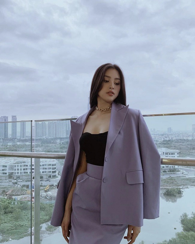 Diện shorts ngắn cũn cỡn khoe mông cong tiểu vy lăng xê lại mốt quần katun siêu hot một thời - 2