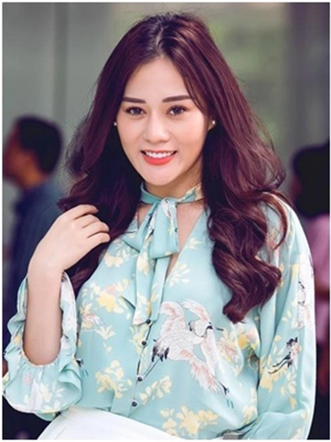 Đọ sắc cùng my sói quỳnh búp bê thần thái sang chảnh nhưng lộ mí cắt hơi thiếu tự nhiên - 4