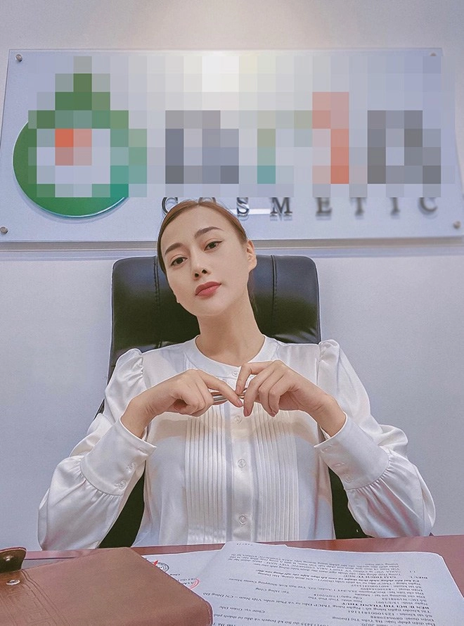Đọ sắc cùng my sói quỳnh búp bê thần thái sang chảnh nhưng lộ mí cắt hơi thiếu tự nhiên - 9