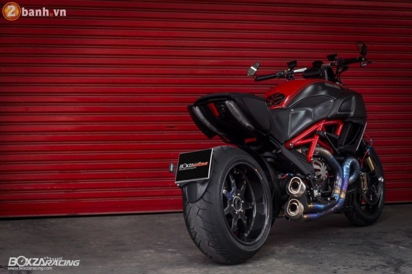 Ducati diavel carbon siêu sang trong bản độ red devils - 3