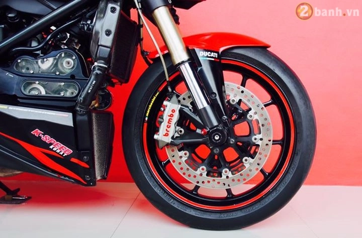 Ducati streetfighter siêu ngầu trong một diện mạo cực chất - 9