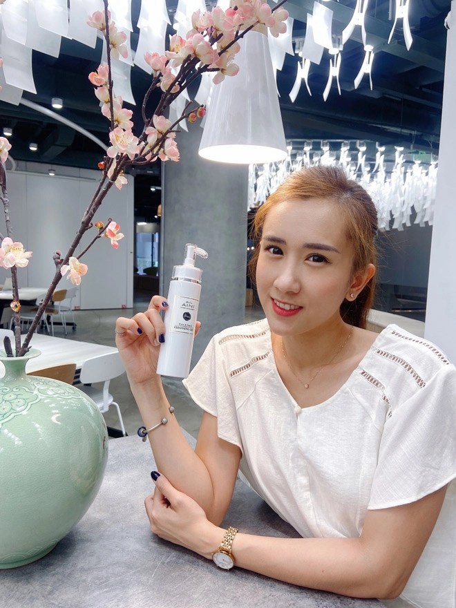 Gel tẩy trang kết hợp sữa rửa mặt aini - công nghệ tạo gel kết dính độc quyền đài loan - 5