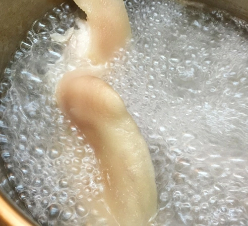 Gỏi mướp đắng tai heo giòn ngon - 2