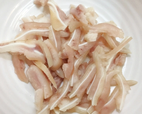 Gỏi mướp đắng tai heo giòn ngon - 6