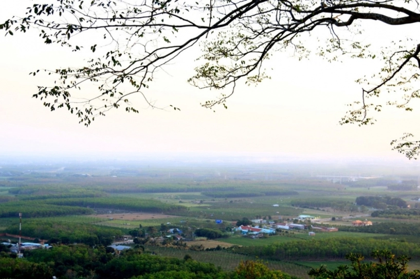 Hành trình đến núi bà đen và tìm tảng đá có view đẹp thích hợp cho bạn trẻ check-in sống ảo - 4