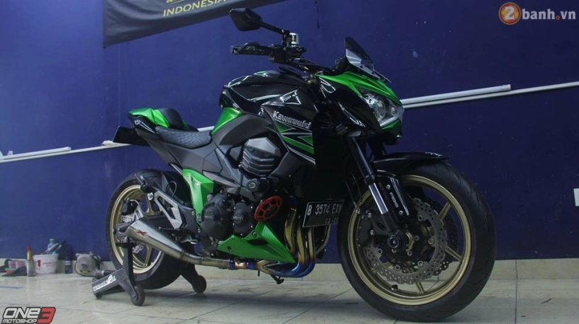 Kawasaki z800 độ chất hơn với một vài nâng cấp hàng hiệu - 1