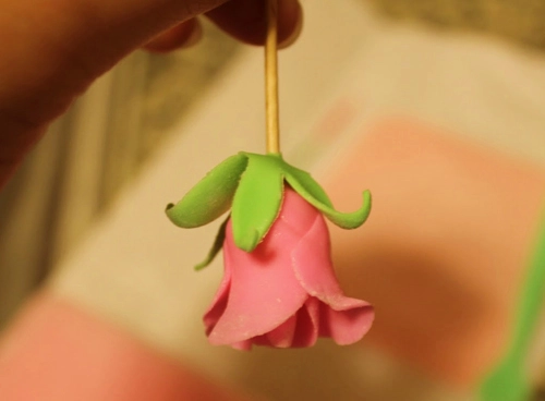 Khéo tay làm hoa hồng từ fondant - 10