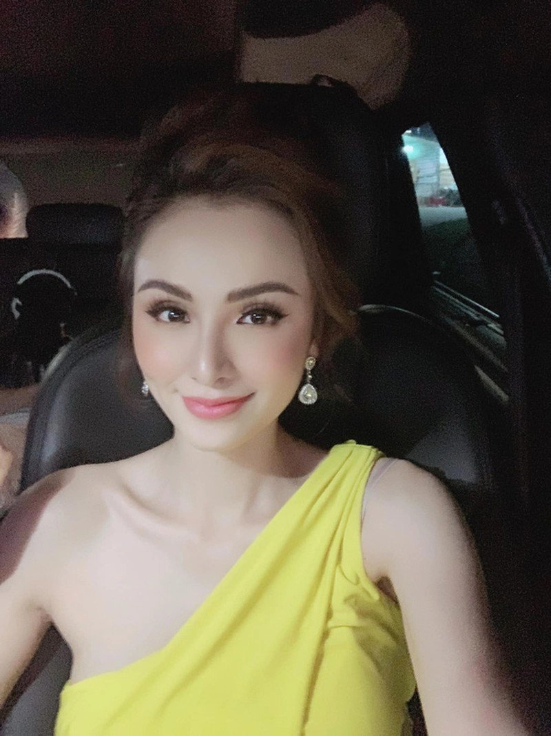 Khi hh bị đồn thẩm mỹ phạm hương bị nhắc tên nhiều nhất diễm hương hơilác vì dao kéo - 18