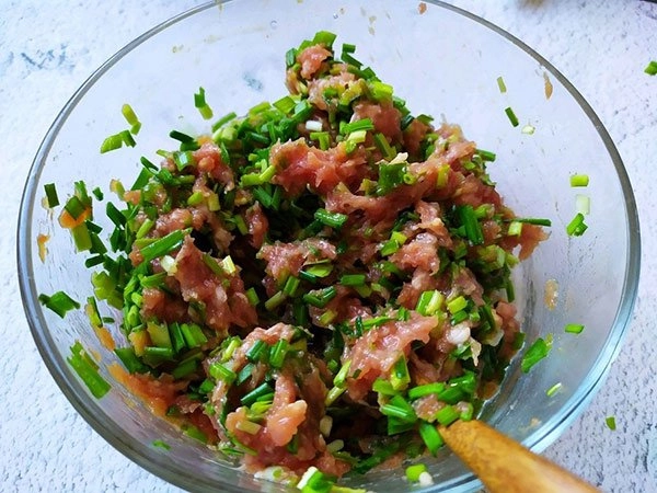 Khoai tây cắt ra nấu canh xưa rồi đem viên tròn thế này rồi chế biến mới sang - 3
