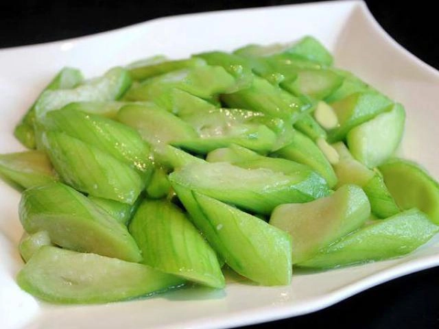 Không nấu canh vợ đem mướp hấp kiểu này chồng tưởng mua ngoài hàng vì trông quá sang chảnh - 6