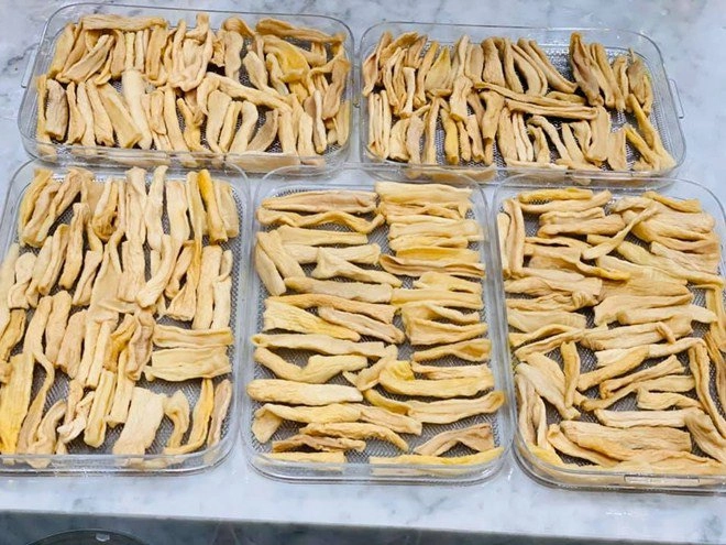 Kín tiếng bao năm hoa hậu nguyễn thị huyền giờ chăm khoe tài nấu ăn cho cả đàn con - 22