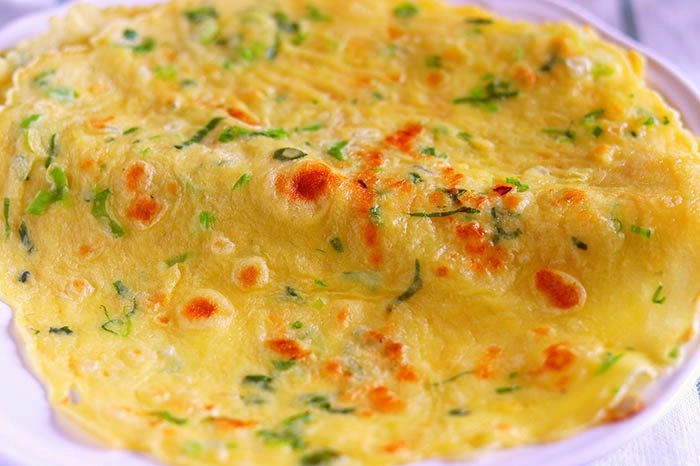 Làm bánh trứng hành kiểu này không lo con thiếu chất bổ dưỡng hơn uống thuốc nhiều lần - 6