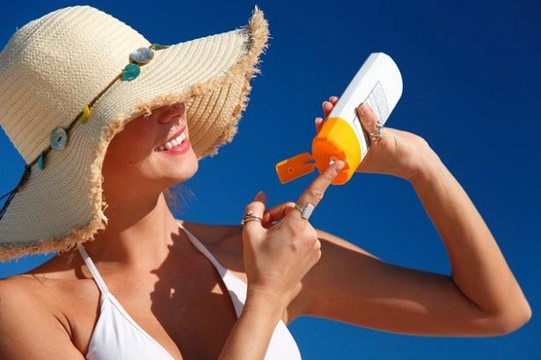 Làm vài bước này trước và sau khi thoa kem chống nắng nàng sẽ rất hài lòng về hiệu quả - 4