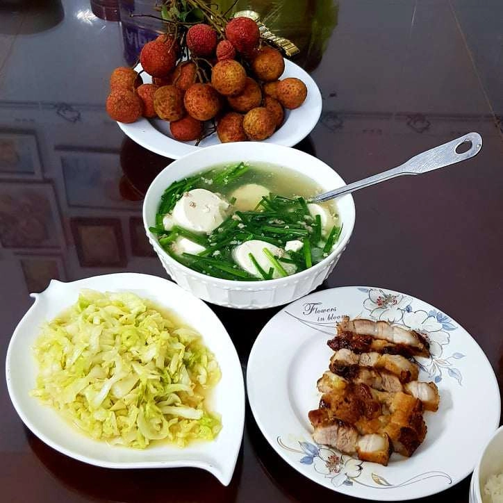 Lấy chồng bắc vợ sài gòn cưng chiều hết mực nấu toàn món ngon chồng thích - 15