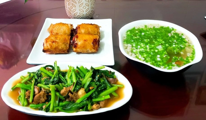Lấy chồng bắc vợ sài gòn cưng chiều hết mực nấu toàn món ngon chồng thích - 16