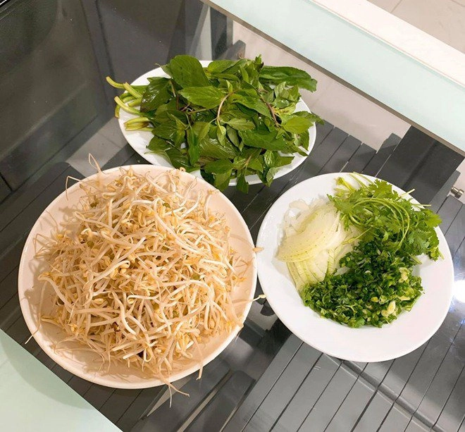 Lê phương nhã phương hari won - những cô vợ số hưởng được chồng tận tình phục vụ miếng ngon - 7