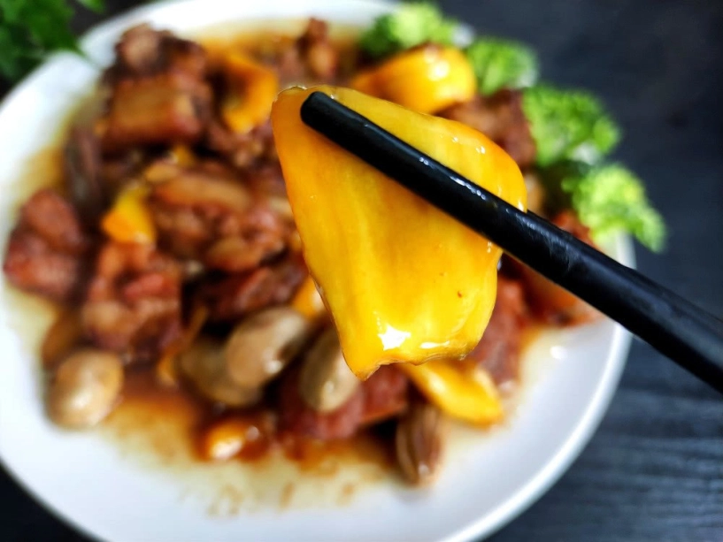Mẹ chồng hoảng hốt thấy con dâu cho mít vào nồi sườn ăn rồi mới hiểu tại sao - 6