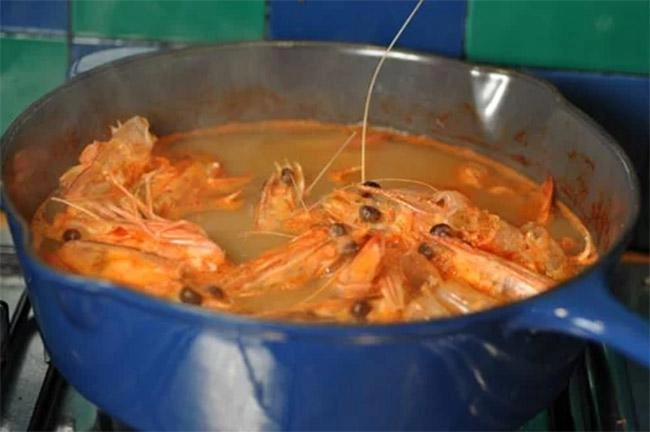 Mẹo làm bánh phồng tôm tại nhà tuyệt ngon mà đơn giản chẳng ai ngờ - 3