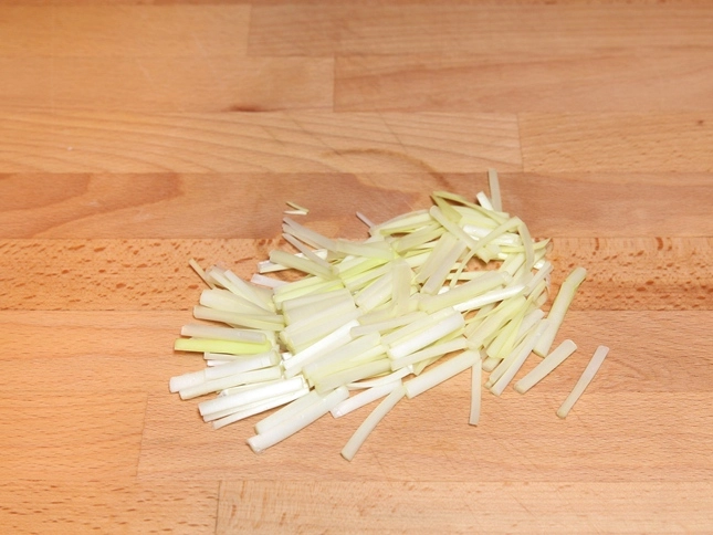 Miến nấu nấm đơn giản cho bữa sáng - 3