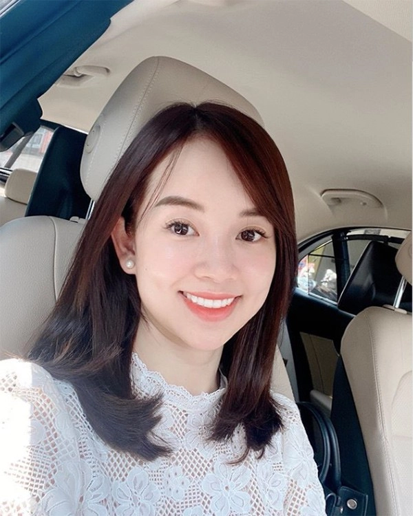 Mới cắt tóc ngắn một thời gian ly kute đã đi nối tóc tìm lại hình tượng duyên dáng - 3