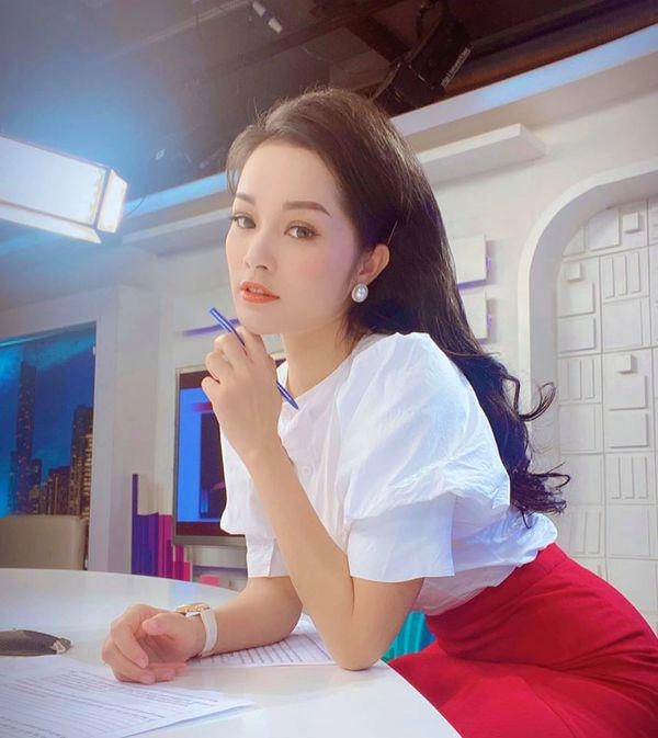 Mỹ nhân nhật ký vàng anh xưa mũm mĩm giờ là mẹ hai con mà dáng cứ dần thăng hạng - 5