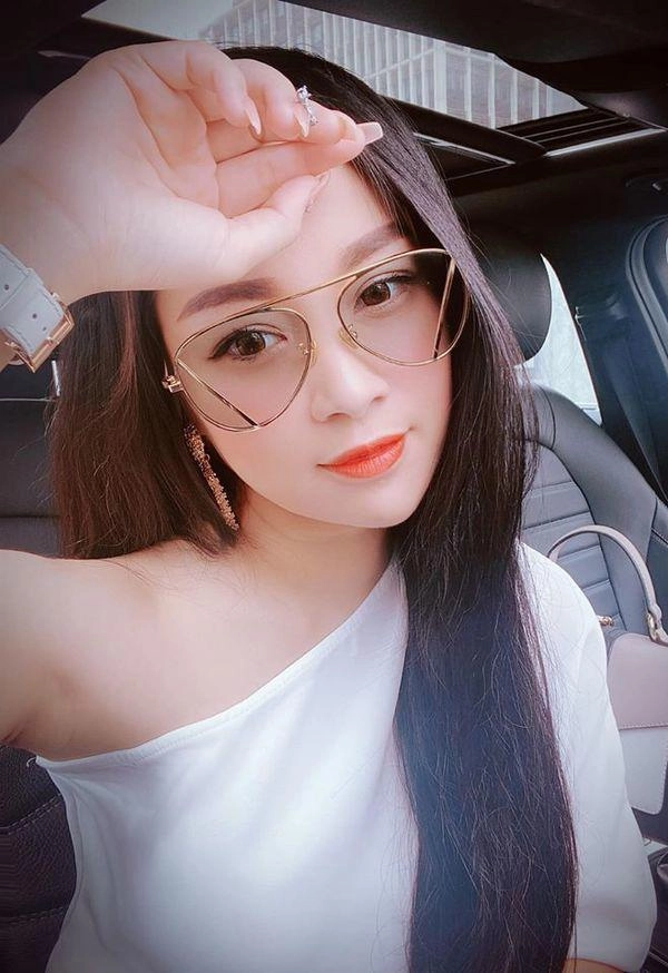 Mỹ nhân nhật ký vàng anh xưa mũm mĩm giờ là mẹ hai con mà dáng cứ dần thăng hạng - 13