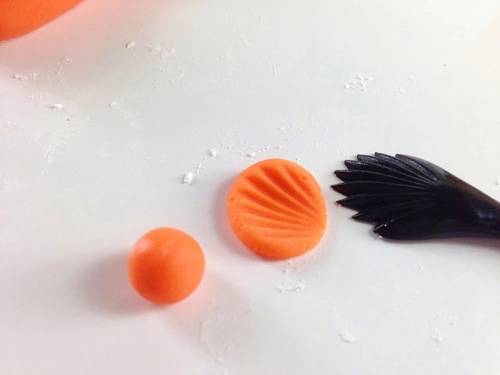 Nặn cá nemo dễ thương từ fondant - 9