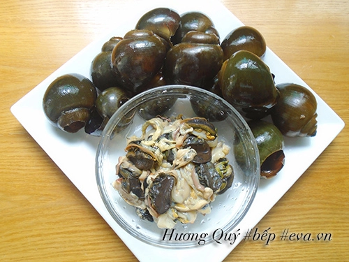 Ngày đông đừng bỏ qua món ốc nhồi thịt hấp lá gừng giòn thơm này - 2