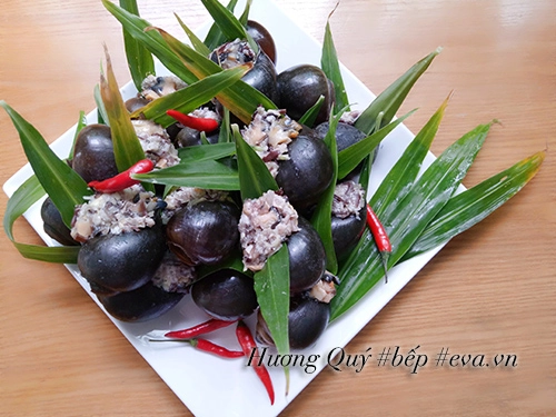 Ngày đông đừng bỏ qua món ốc nhồi thịt hấp lá gừng giòn thơm này - 5