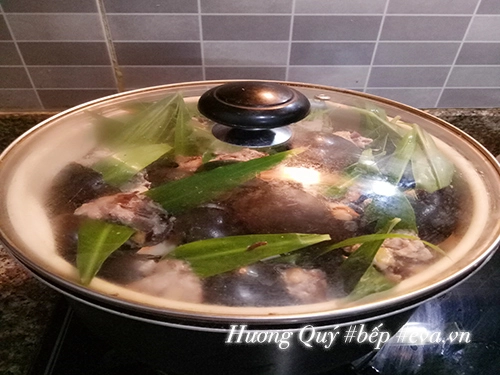 Ngày đông đừng bỏ qua món ốc nhồi thịt hấp lá gừng giòn thơm này - 6