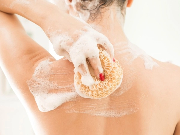Ngoài 40 vẫn tự tin khoe hình thể với bikini bạn gái chí trung được khen đẹp hơn gái 20 - 11