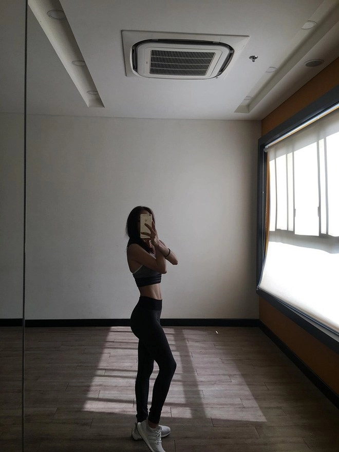 Nhan sắc ngọt ngào nhưng khi vén áo khoe eo hội mỹ nhân này lại có múi bụng cuồn cuộn - 5