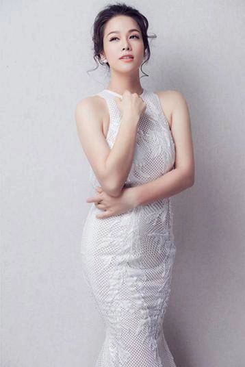 Nhật kim anh thảm họa thời trang lột xác ngoạn mục sau biến cố ly hôn - 14