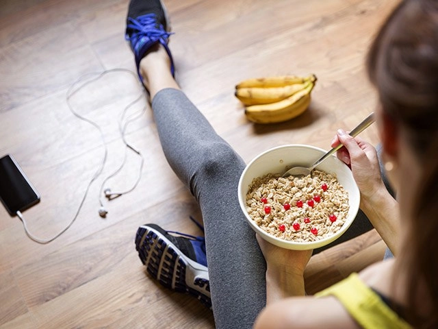 Những mỹ nhân vẫn gợi cảm dù sở hữu khuyết điểm đùi to eo bánh mì bắp tay thô - 11