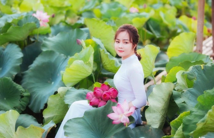 Nữ nhân viên ngân hàng xinh đẹp mách cách làm si rô mận tuyệt ngon giải khát ngày hè - 1