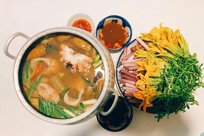 Ở nhà mùa dịch 8x ngày nào cũng nấu 3 bữa toàn món ngon chồng ăn không thấy chán - 4