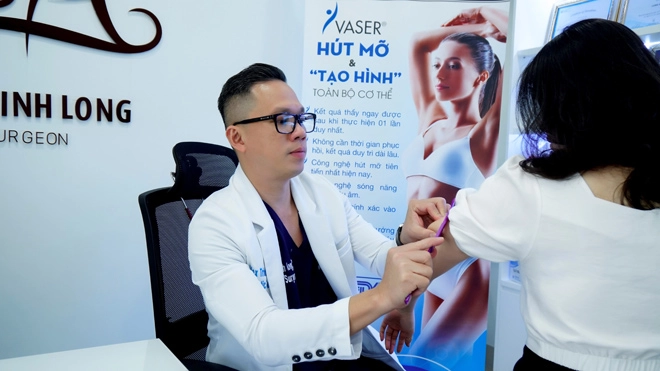 Phương pháp hút mỡ bụng không đau từ chuyên gia alex trịnh long - 1