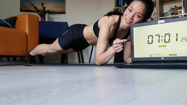 Plank challenge đánh tan mỡ bụng cùng minh tú châu bùi và yến xuân - 10