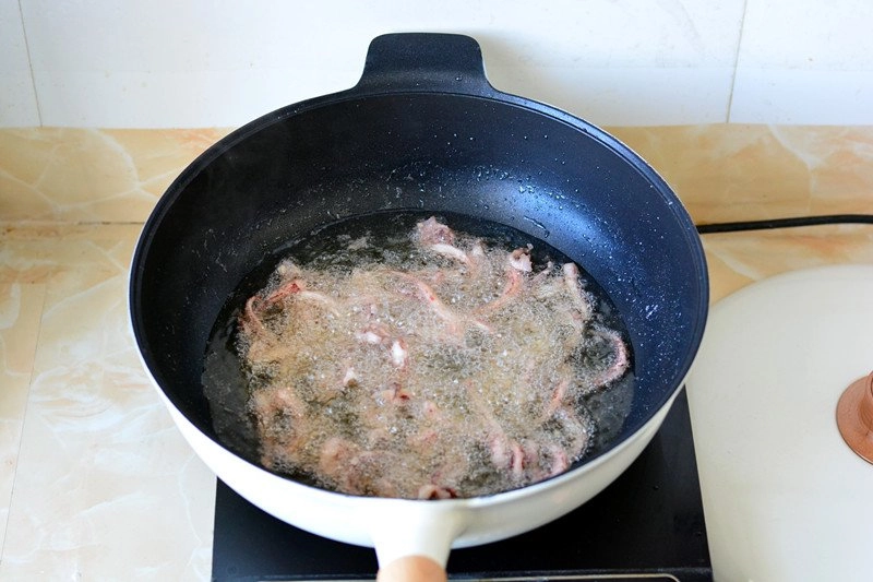 Râu mực chế biến kiểu này đồ thừa cũng thành món thượng hạng - 7