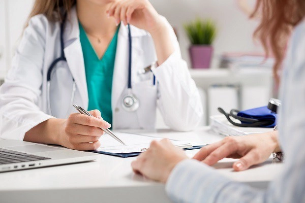 Sau 10 năm ca hát đến bây giờ bích phương mới tự tin thừa nhận mũi giả cằm giả - 15