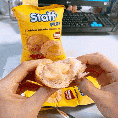 Staff plus bánh mì thịt xông khói - món ngon dinh dưỡng cho người bận rộn - 2