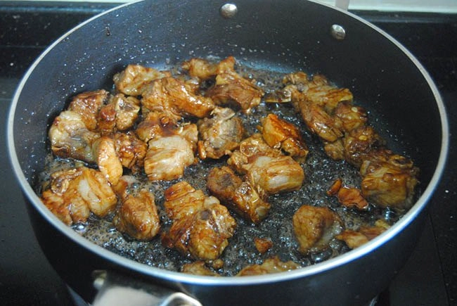 Sườn kho khoai mặn ngọt lạ miệng thêm canh sấu là đánh bại ngày hè - 5
