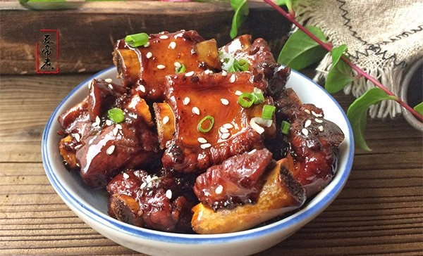 Sườn om chua ngọt tuyệt ngon cơm nấu bao nhiêu cũng hết sạch - 6
