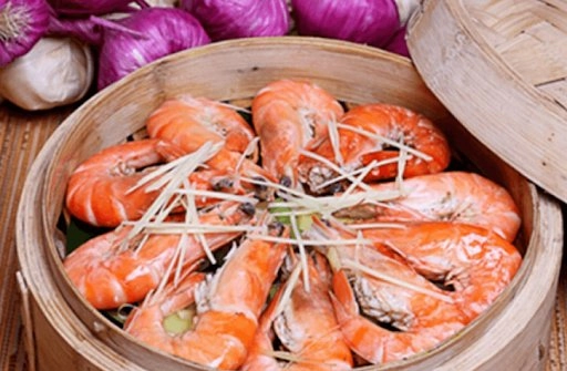 Tôm hấp bia ngon ngọt đơn giản nhưng rất hấp dẫn - 5