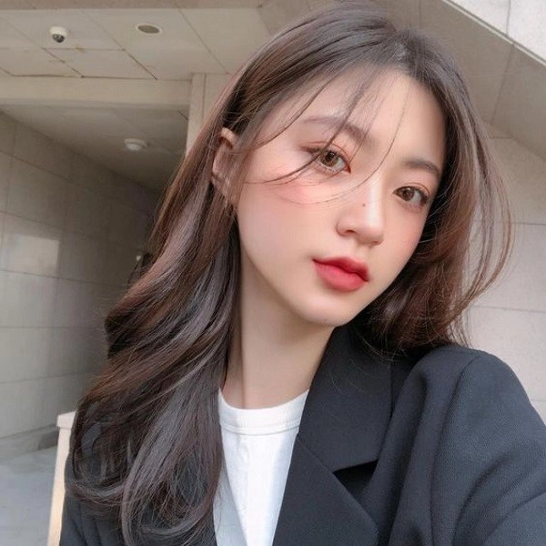 Trông qua gợi cảm là thế nhưng nhìn kỹ mới thấy makeup của mai phương thúy cũng nhiều khuyết điểm - 12