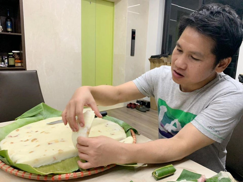 Trọng tấn khoe cả mẹt bánh đúc to đùng tại nhà mộc mạc vậy mà làm dân tình thích thú - 4
